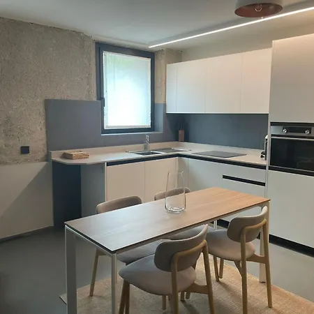 Voman Luxury Pietrasanta